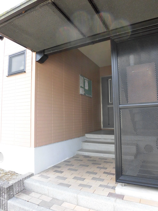 フリーデン山川のエントランス|清潔なエントランス♪