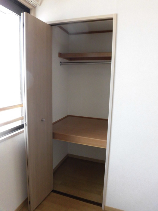 フリーデン山川の収納|便利な収納スペースです☆