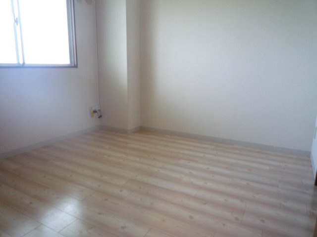 ビッグベアⅠの寝室|風通しも良い寝室です☆