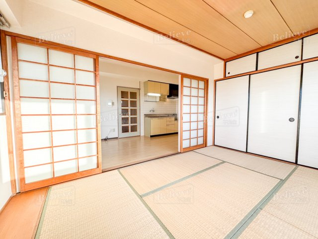 サンライズ荒木駅前の寝室|風通しも良い寝室です☆