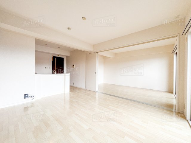 第33上野ビルの居間・リビング|広いリビング★