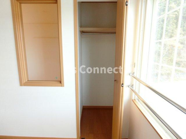 【設備】 | グレイスコート２１　壱番館 | 各洋室にクローゼット付き。