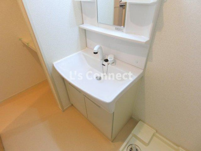 【洗面所】 | りんりんハウス　とちの木 | 朝の支度もスムーズな独立洗面台。