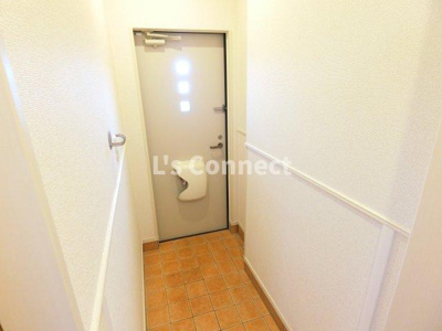 【玄関】 | りんりんハウス　とちの木 | 玄関には下駄箱とクローゼット付き。