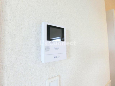 【セキュリティ】 | りんりんハウス　とちの木 | 突然の来客もＴＶモニターホンでしっかり確認。