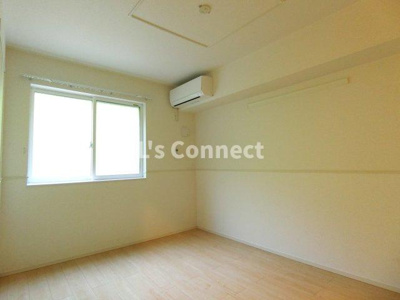 【その他】 | りんりんハウス　とちの木 | 洋室にもエアコン付きです。