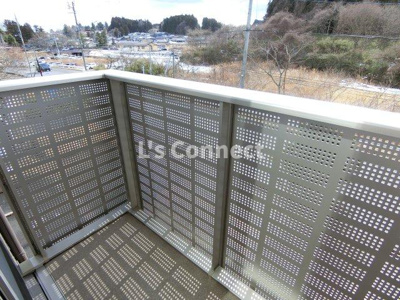 【バルコニー】 | レジデンスｏｋｕｒａ　Ａ | ２階のお部屋で洗濯物もたくさん干せます。