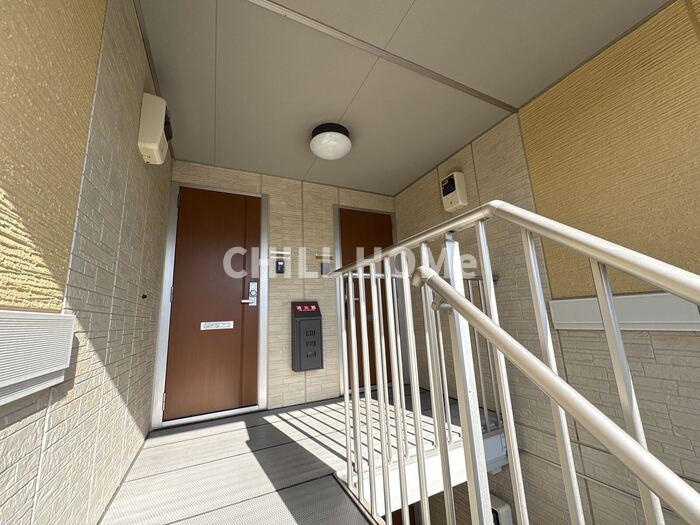 フェルメール21のエントランス|当社、チルホームのHPもご覧ください(^^)/物件情報多数♪