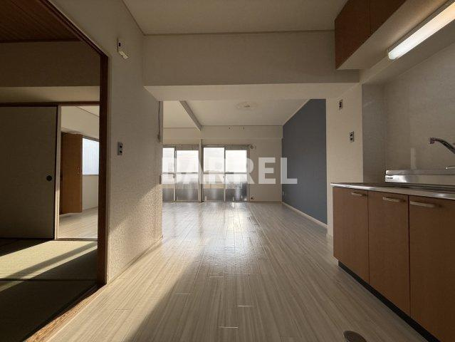 エクセレント緑地公園の内装