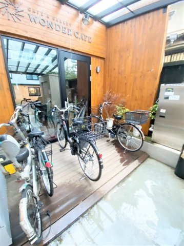 「防音マンション」リトルズトーンラシクラス平和公園のその他共用部分|駐輪場です。