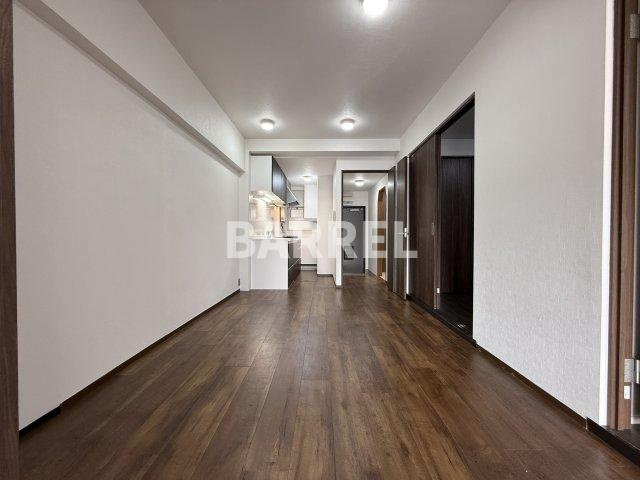 ローズコーポ千里C棟の居間・リビング