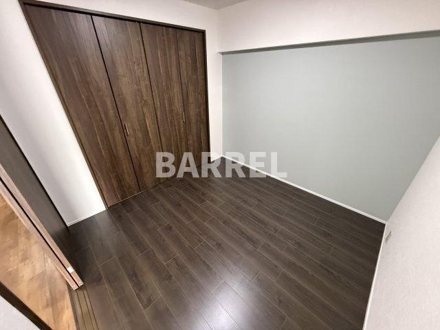 ローズコーポ千里C棟の洋室