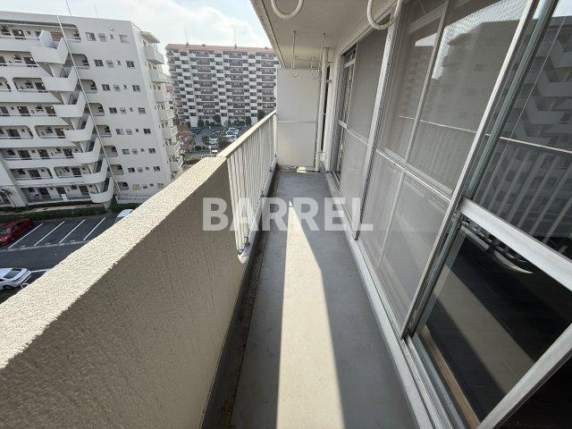 ローズコーポ千里C棟のバルコニー