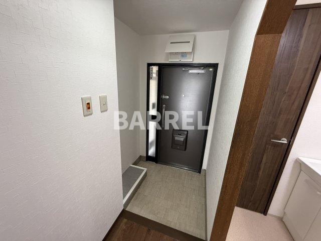 ローズコーポ千里C棟の玄関