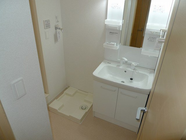 アルファードＢの浴室|ゆったり過ごせるお風呂です