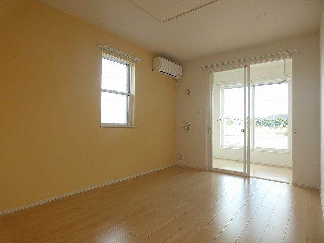 アルバⅡの居間・リビング|こちらの居間で趣味の時間をお楽しみください