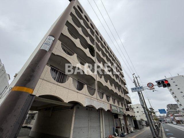 中村マンションの外観