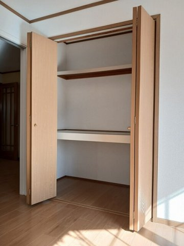 ミレニアム　ワールドの収納|大きなものも収納できそうです