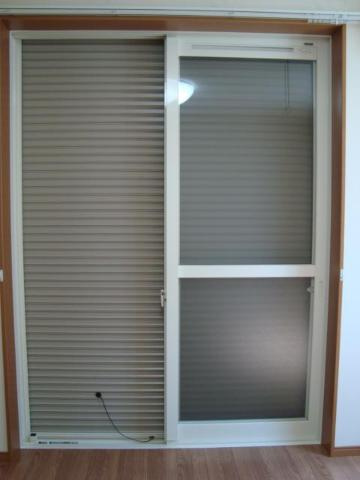 Ｌａｕｒｉｅｒ（ローリエ）の内装|防犯シャッター（イメージ）