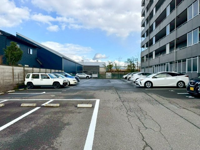 セシーズ福井越前花堂