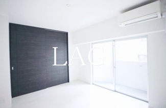 【居間・リビング】 | レオンコンフォート西新橋 | 洋室のお部屋です。