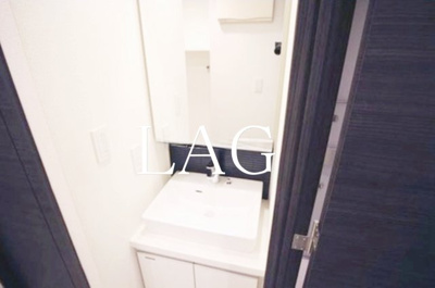 【洗面所】 | レオンコンフォート西新橋 | 洗面台です。