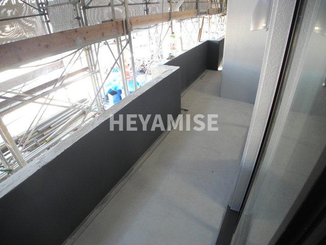 エルズコートのバルコニー|※室内画像は別号室のもの