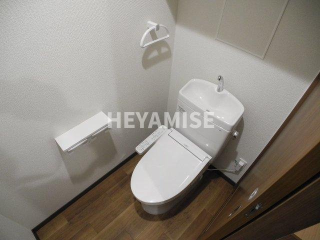 エルズコートのトイレ|※室内画像は別号室のもの