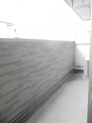 【バルコニー】 | ヴェルメイユ | 暖かな日差しのふりそそぐバルコニー