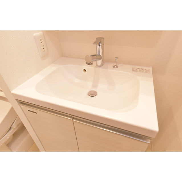 TLRレジデンス本町WESTの洗面所