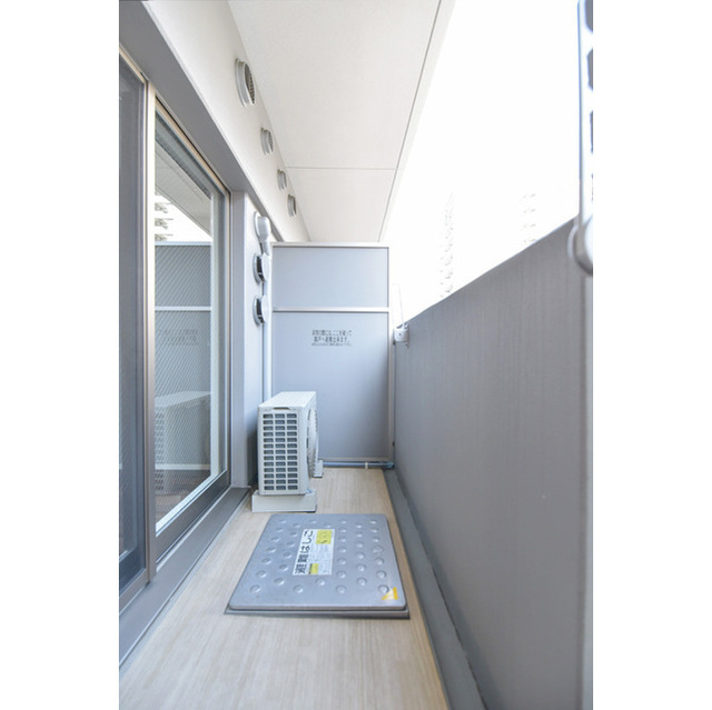 TLRレジデンス本町WESTのバルコニー