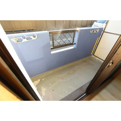 【バルコニー】