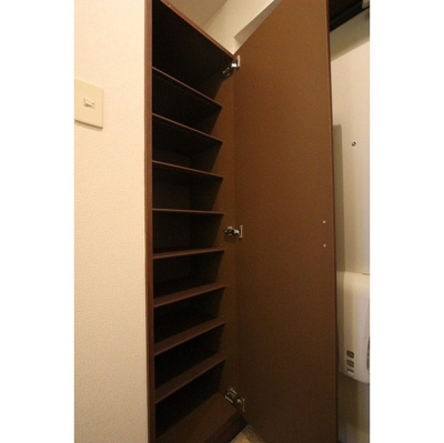 【玄関】 | 大型靴箱