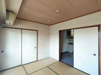 ※クリーニング前の写真です