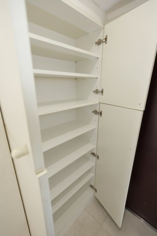 ラレーブ金町の収納