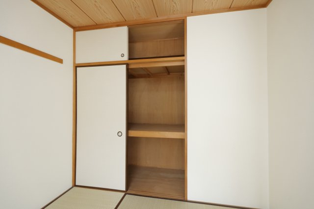 ラレーブ金町の収納