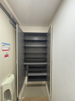 玄関の下駄箱収納