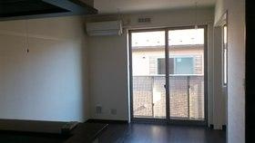 【居間・リビング】 | ドミール西台 | ＬＤＫは南向き日当り良好。人気のカウンターキッチン仕様です。