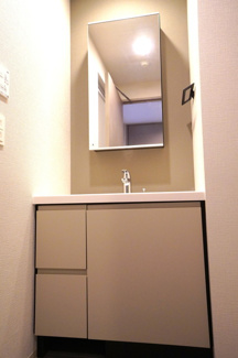 【洗面所】 | Ｊ．ＧＲＡＮ　Ｃｏｕｒｔ　品川西大井ＥＡＳＴ | ※写真は同タイプ住戸です。
