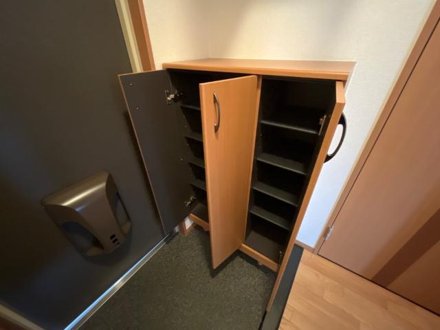 Ｆ・ロッシュの収納|下駄箱