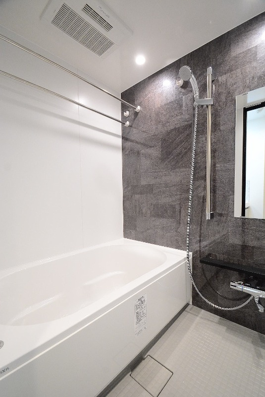 ステージグランデ台東根岸アジールコートの浴室