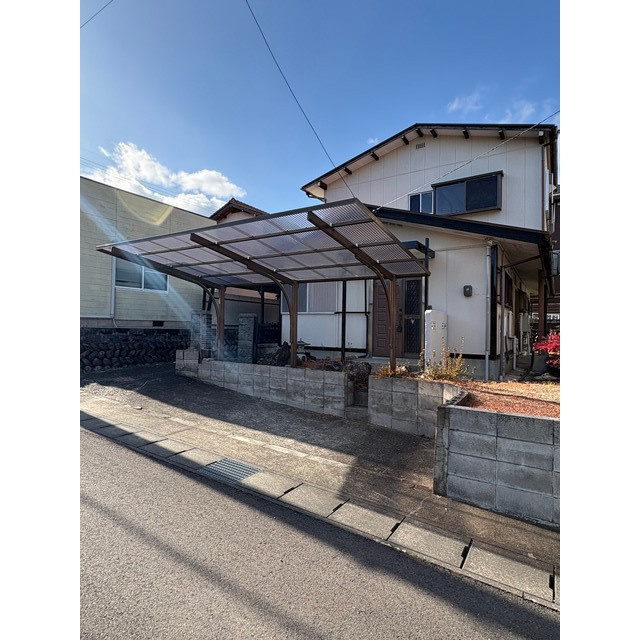 岐阜市加野２丁目の一戸建ての駐車場