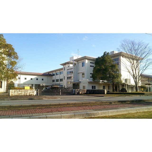 瑞穂市横屋のアパートの周辺|巣南中学校