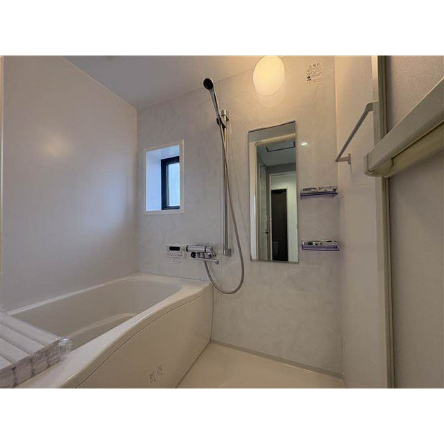 瑞穂市横屋のアパートの浴室