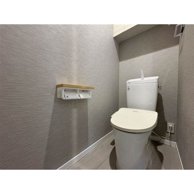 瑞穂市横屋のアパートのトイレ