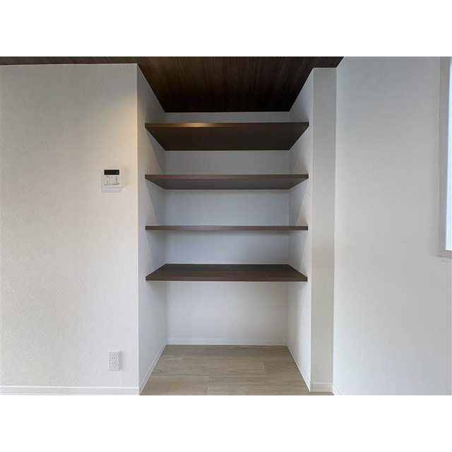 瑞穂市横屋のアパートの収納