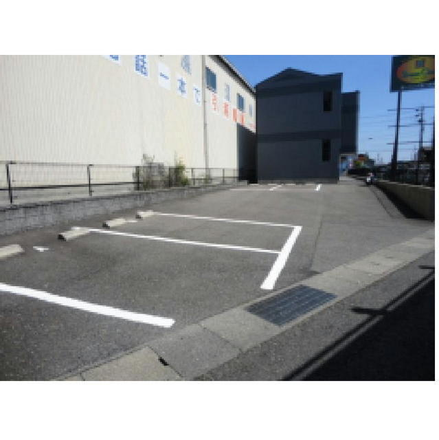 サブリナ２１の駐車場