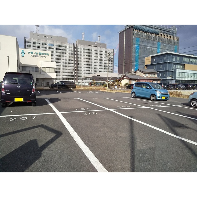 ルミエールⅠの駐車場