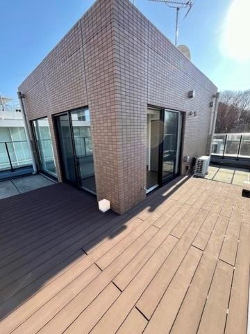 【バルコニー】