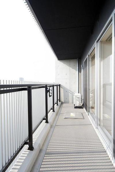 【バルコニー】